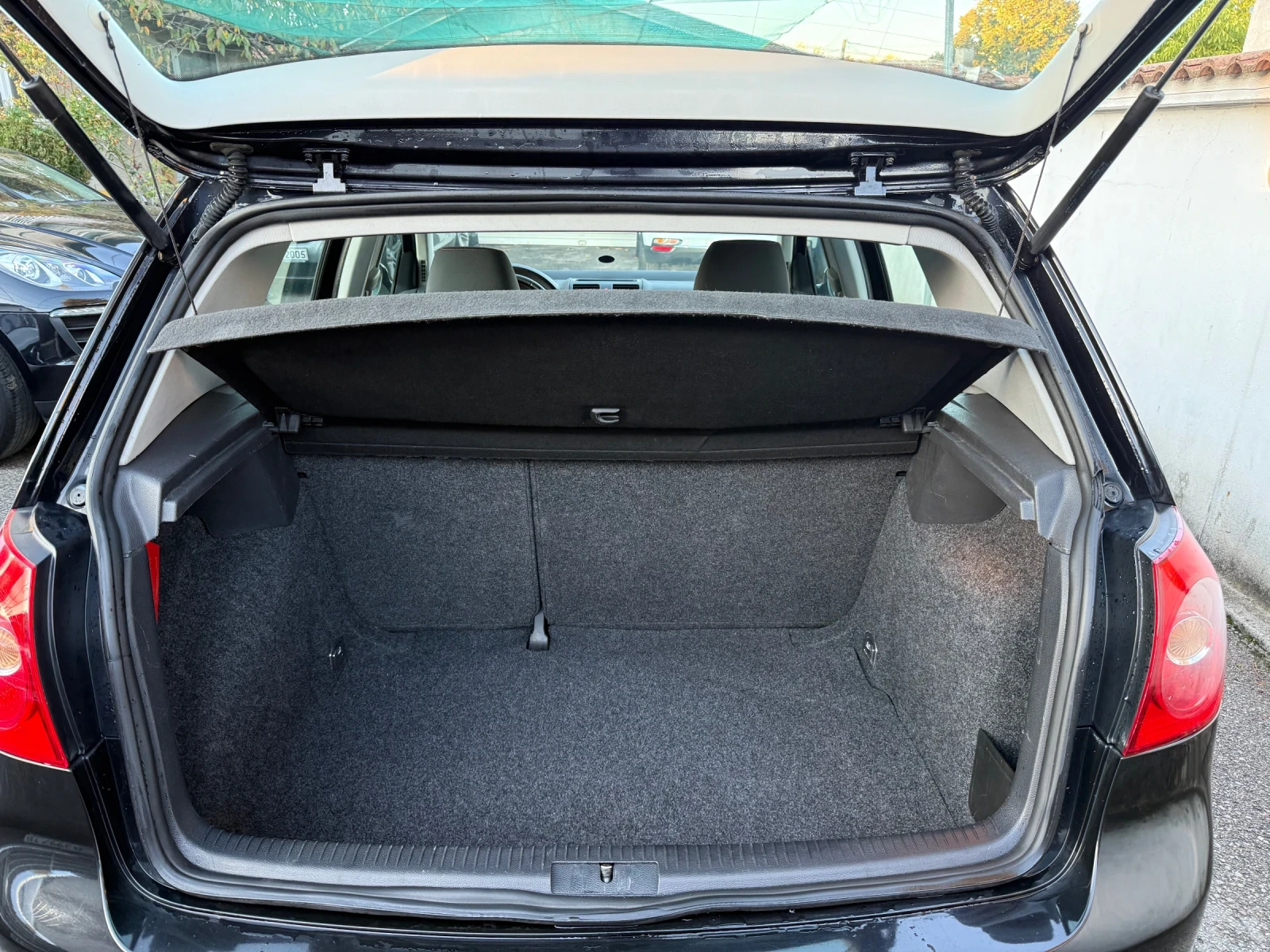 VW Golf 1.6I 102HP GOAL NAVI  | Mobile.bg   16