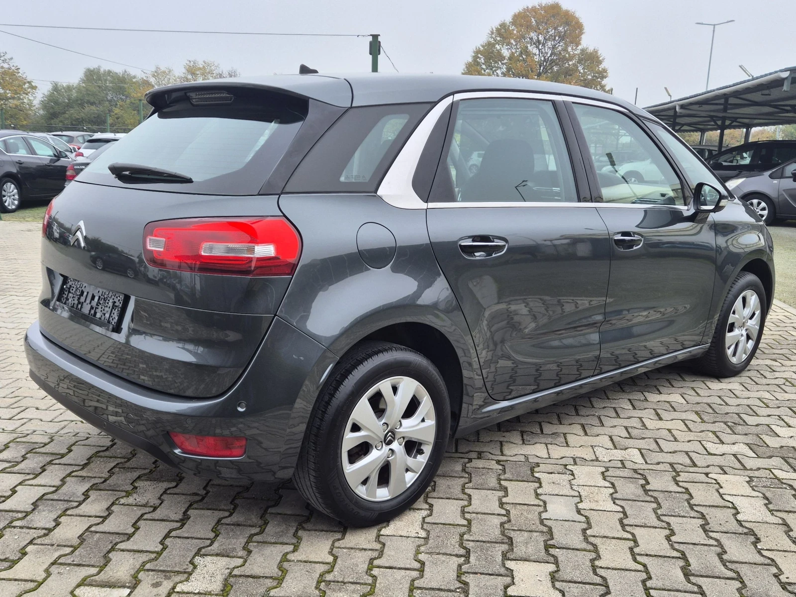 Citroen C4 Picasso 1.6HDI 115к.с. - изображение 7