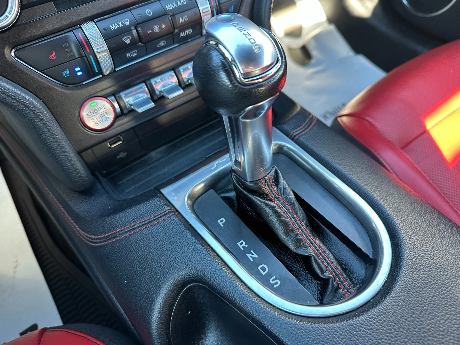 Ford Mustang 2.3i 314 к.с.  - изображение 9