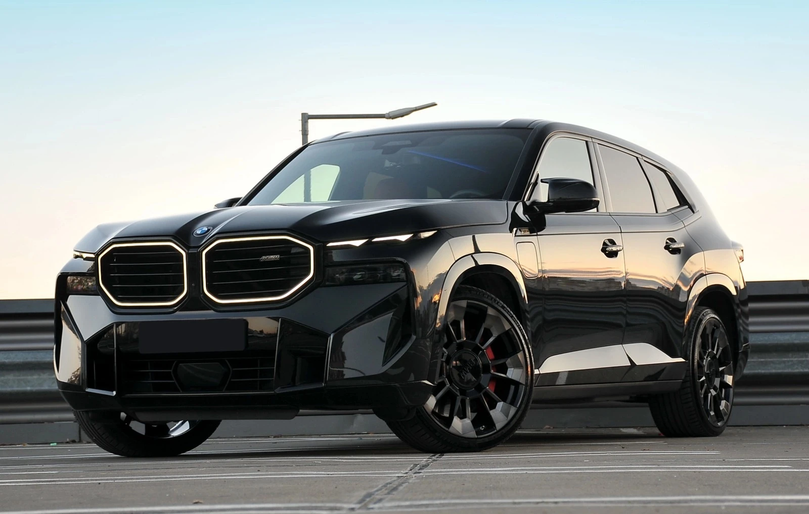 BMW XM 4.4 Twin Turbo xDrive | Mobile.bg � ����������� 1