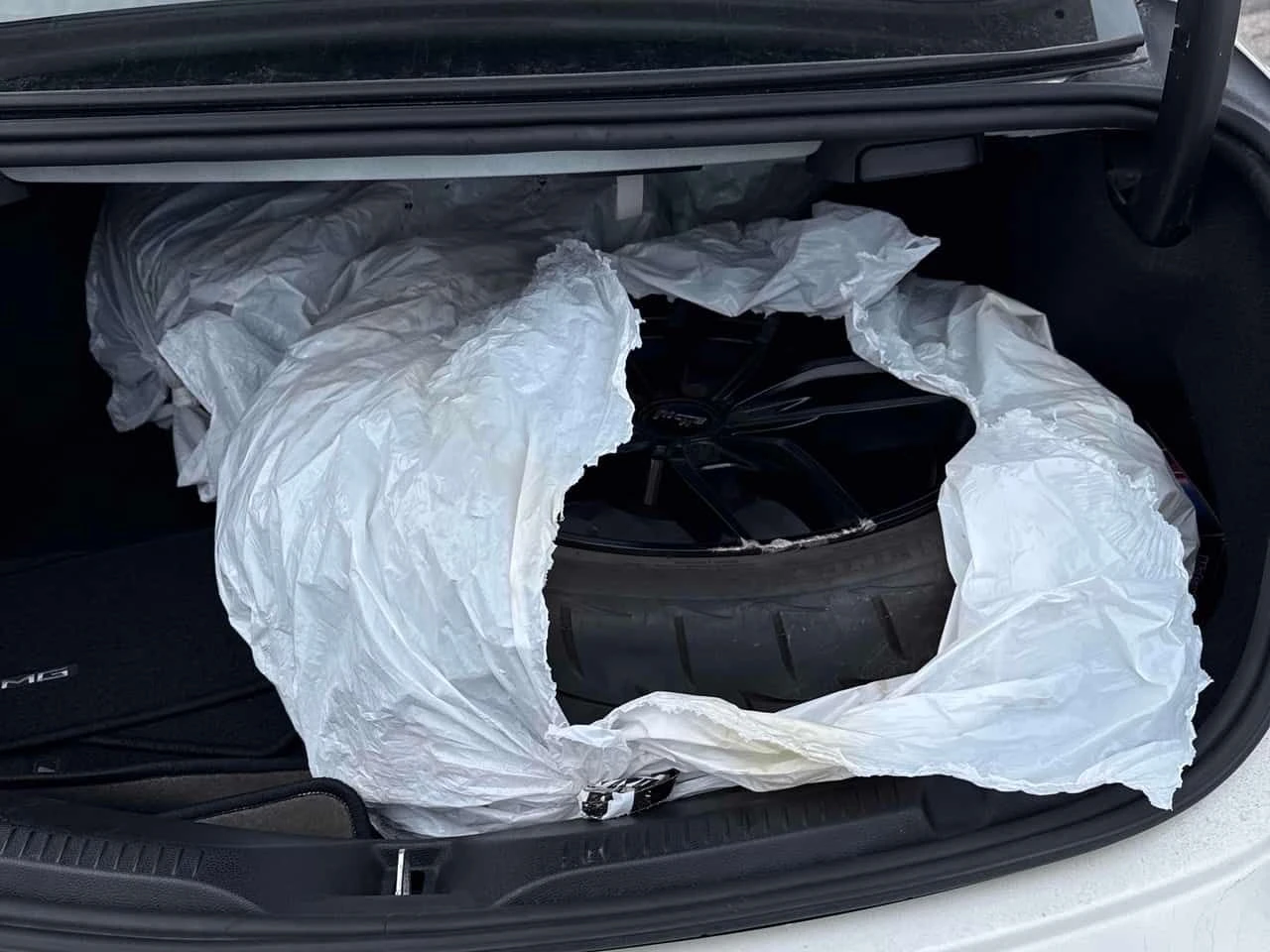 Mercedes-Benz E 400 * 360 * BURMESTER * �������� ������ | Mobile.bg � ����������� 12