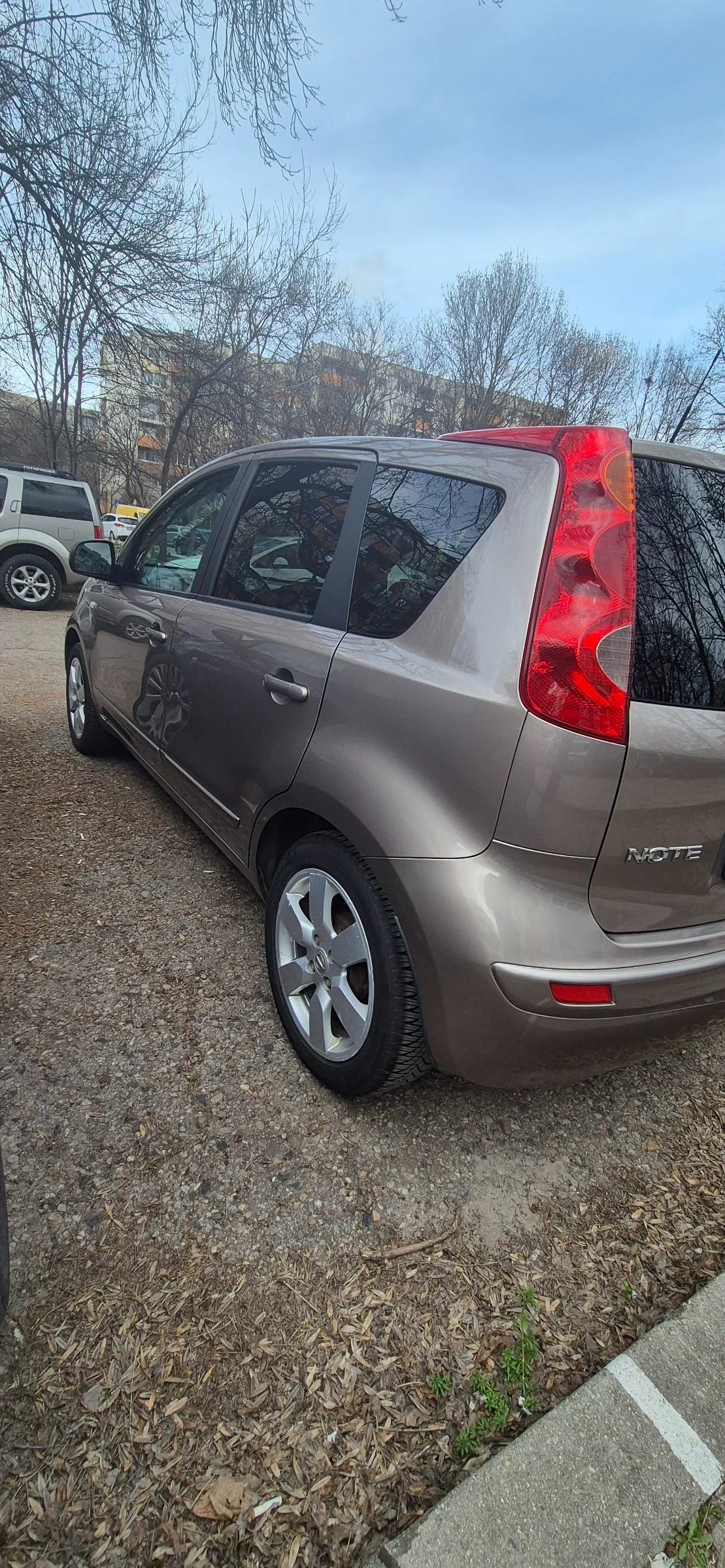 Nissan Note, снимка 14 - Автомобили и джипове - 53977838