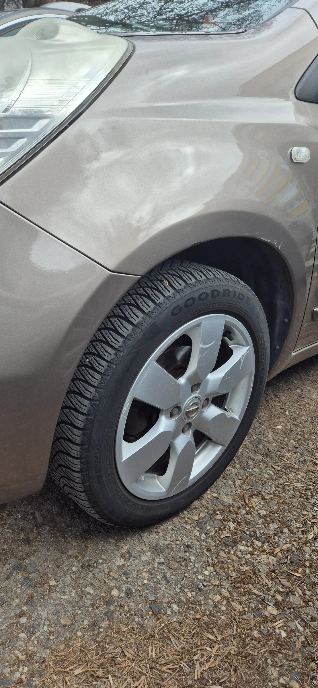 Nissan Note, снимка 5 - Автомобили и джипове - 53977838