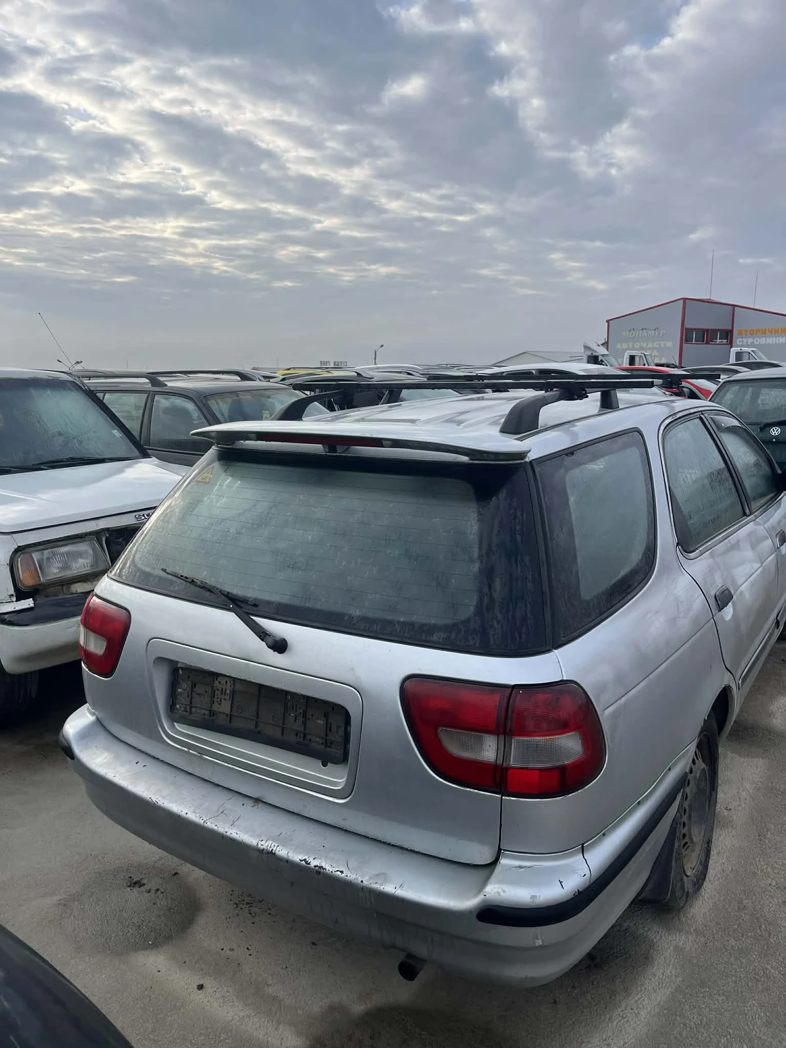 Suzuki Baleno 1.6, снимка 4 - Автомобили и джипове - 54037763