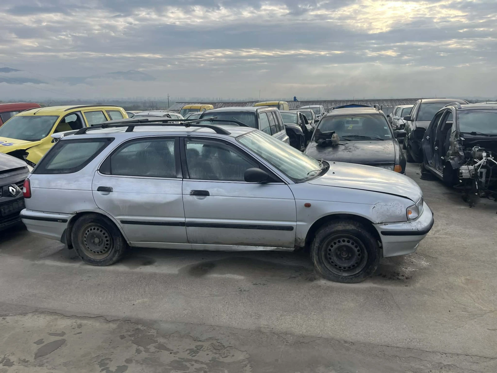 Suzuki Baleno 1.6, снимка 2 - Автомобили и джипове - 54037763
