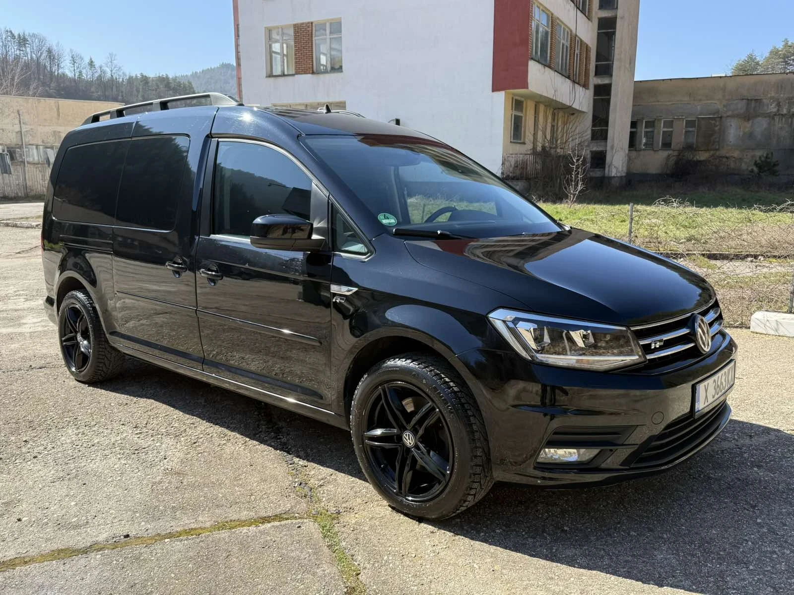 VW Caddy, снимка 3 - Автомобили и джипове - 54208712