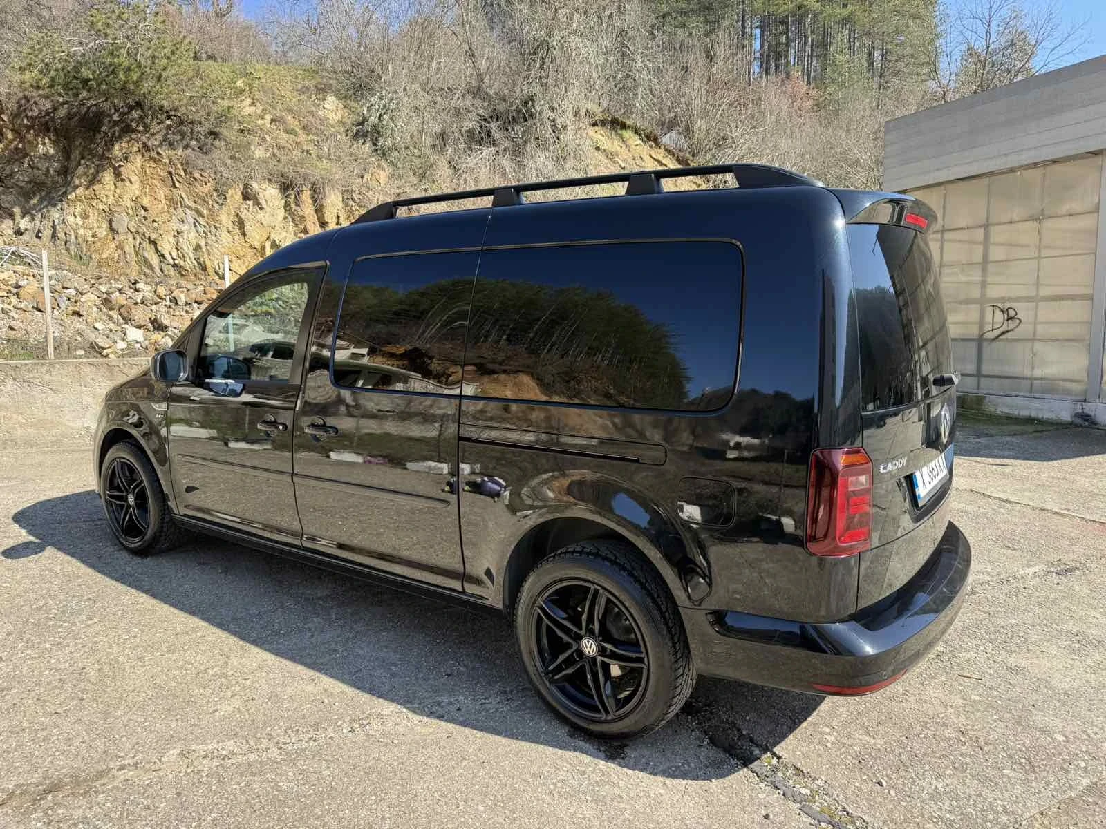 VW Caddy, снимка 6 - Автомобили и джипове - 54208712