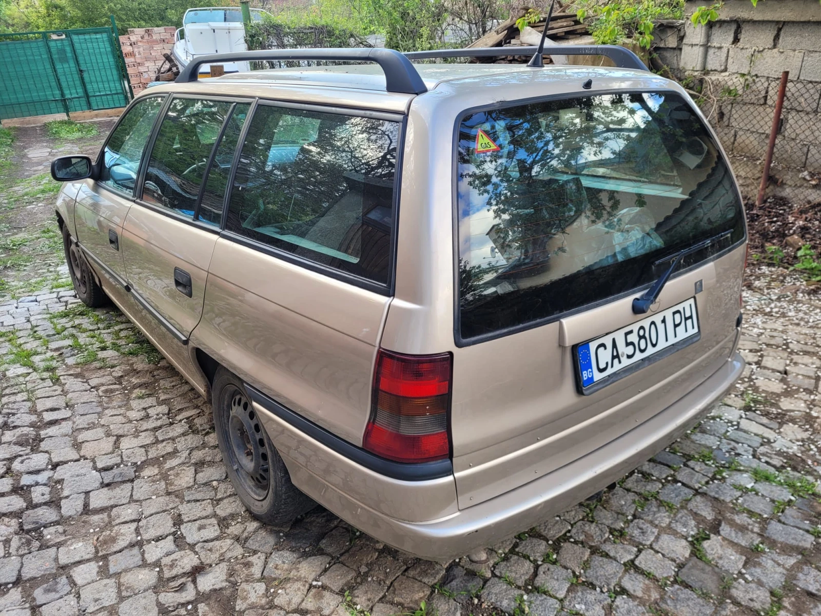 Opel Astra, снимка 3 - Автомобили и джипове - 54427999