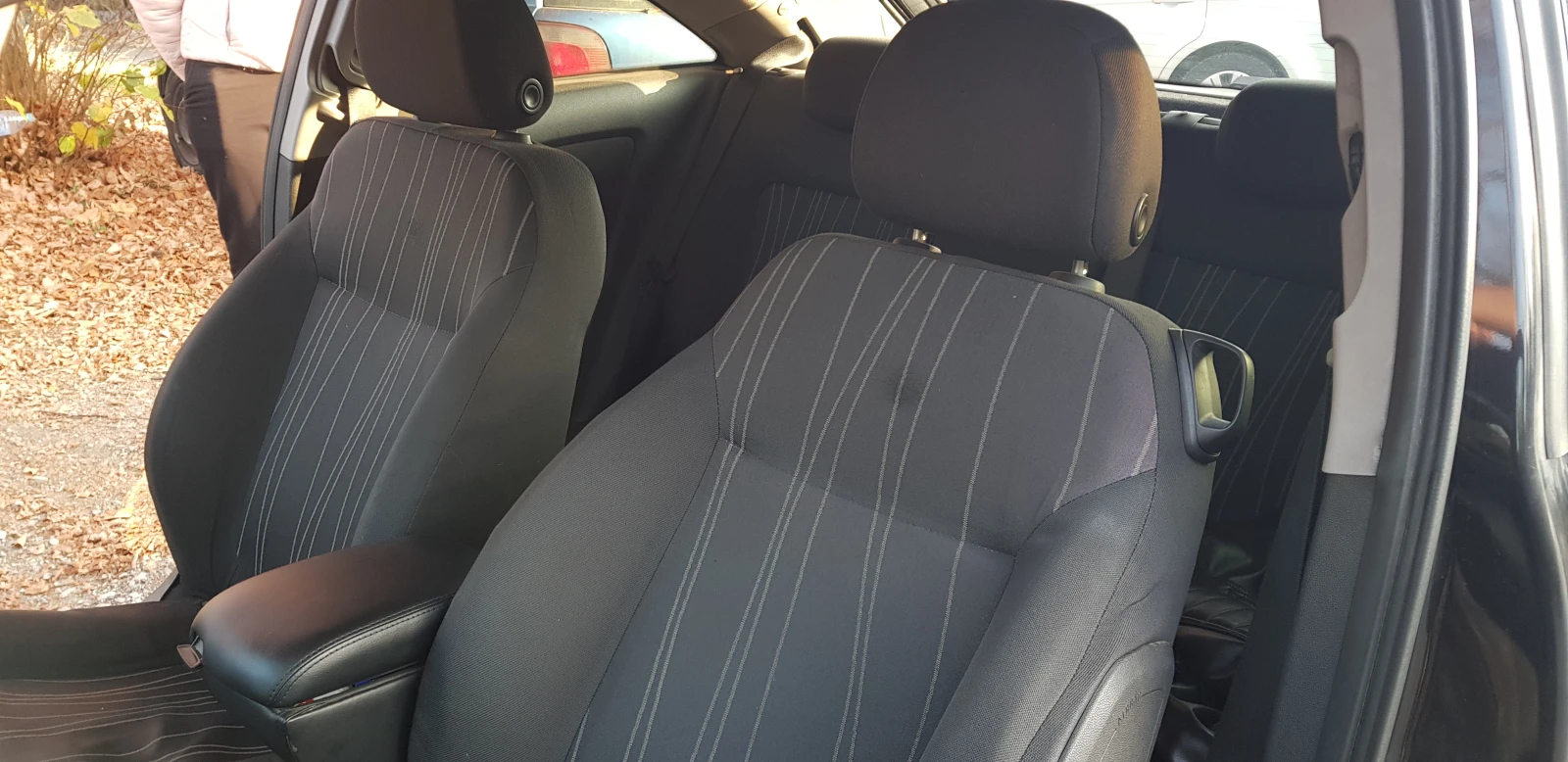Opel Corsa ГАЗ + НОВ СЪЕДИНИТЕЛ, снимка 11 - Автомобили и джипове - 54477661