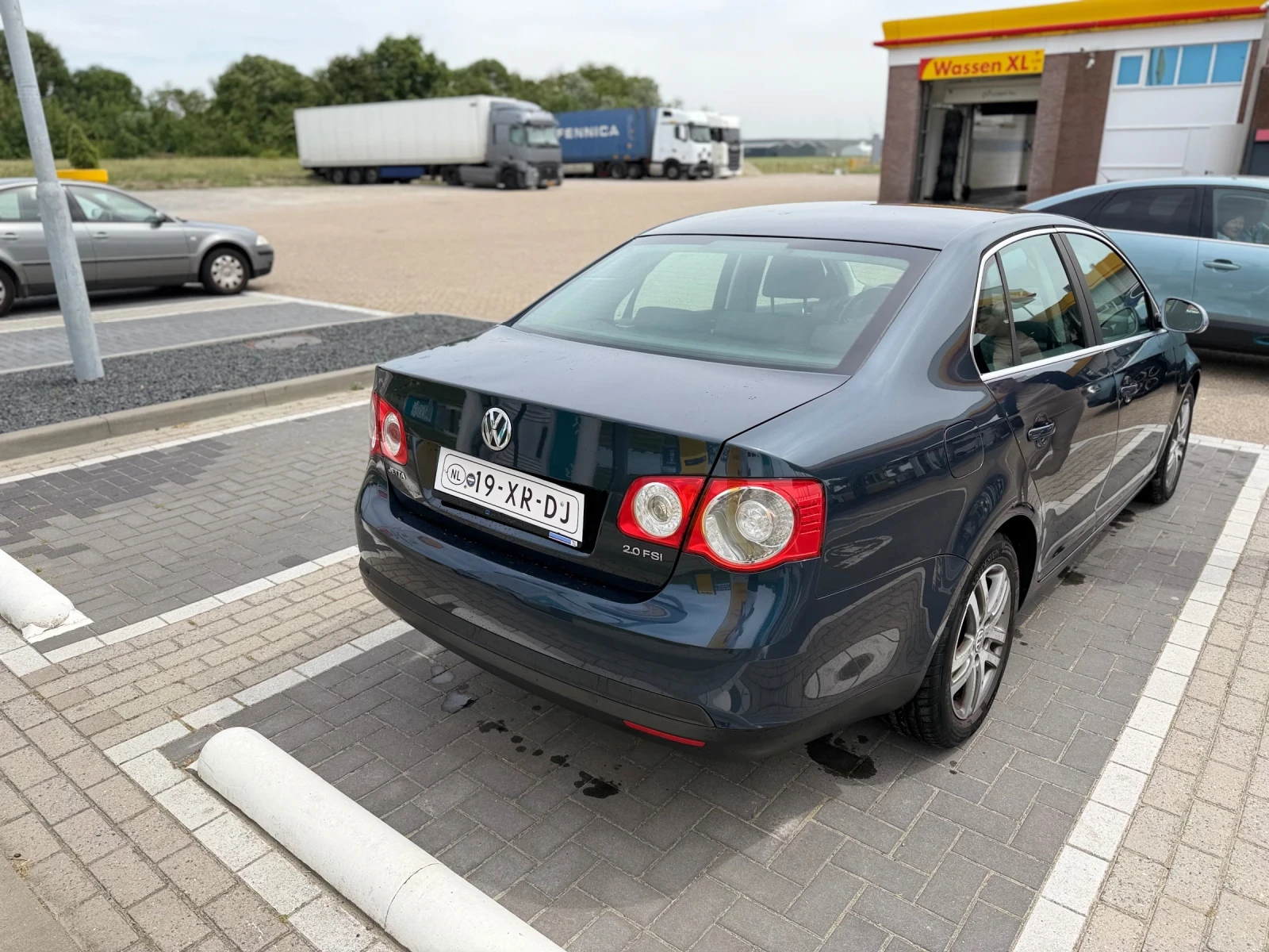 VW Jetta, снимка 5 - Автомобили и джипове - 54823893