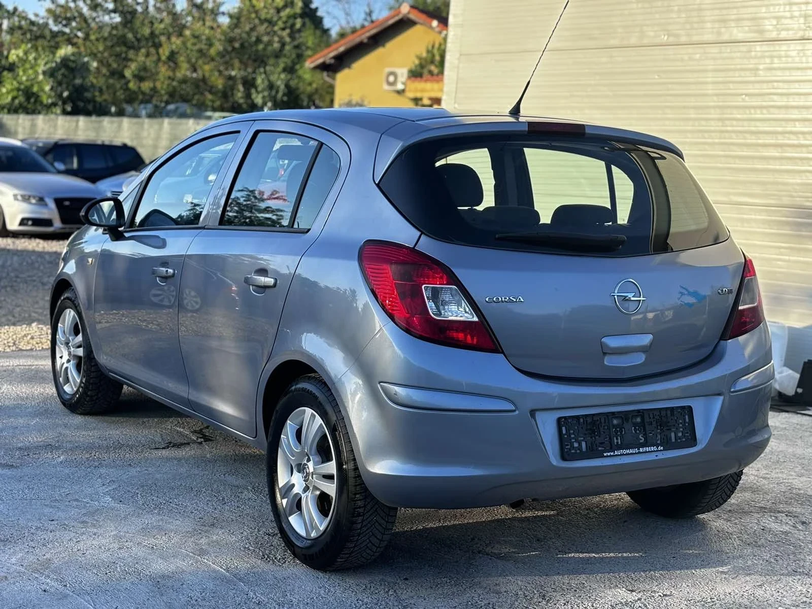 Opel Corsa D, снимка 4 - Автомобили и джипове - 54857446