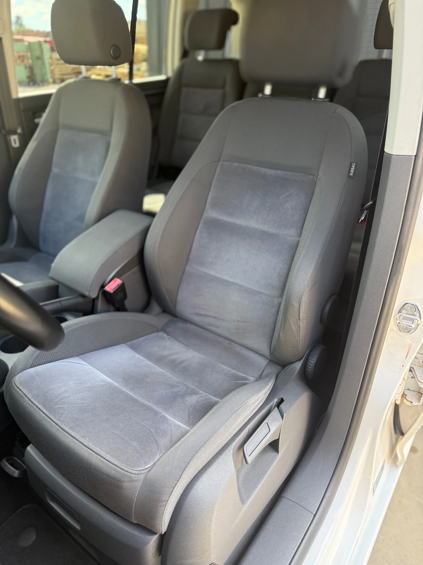 VW Touran HIGHLINE, снимка 12 - Автомобили и джипове - 55234981