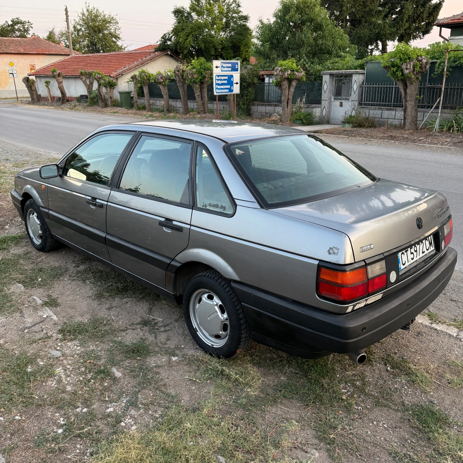 VW Passat 1.8 Моноинжекция Бензин/Газ, снимка 5 - Автомобили и джипове - 55436182