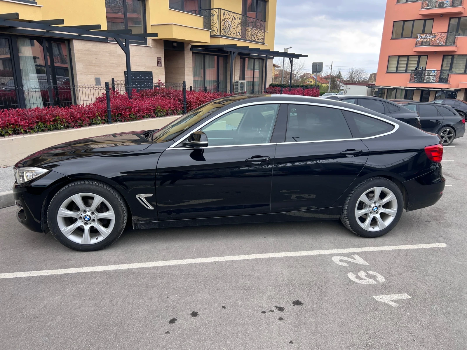 BMW 3gt 320D GT Luxury Line, снимка 12 - Автомобили и джипове - 55806648