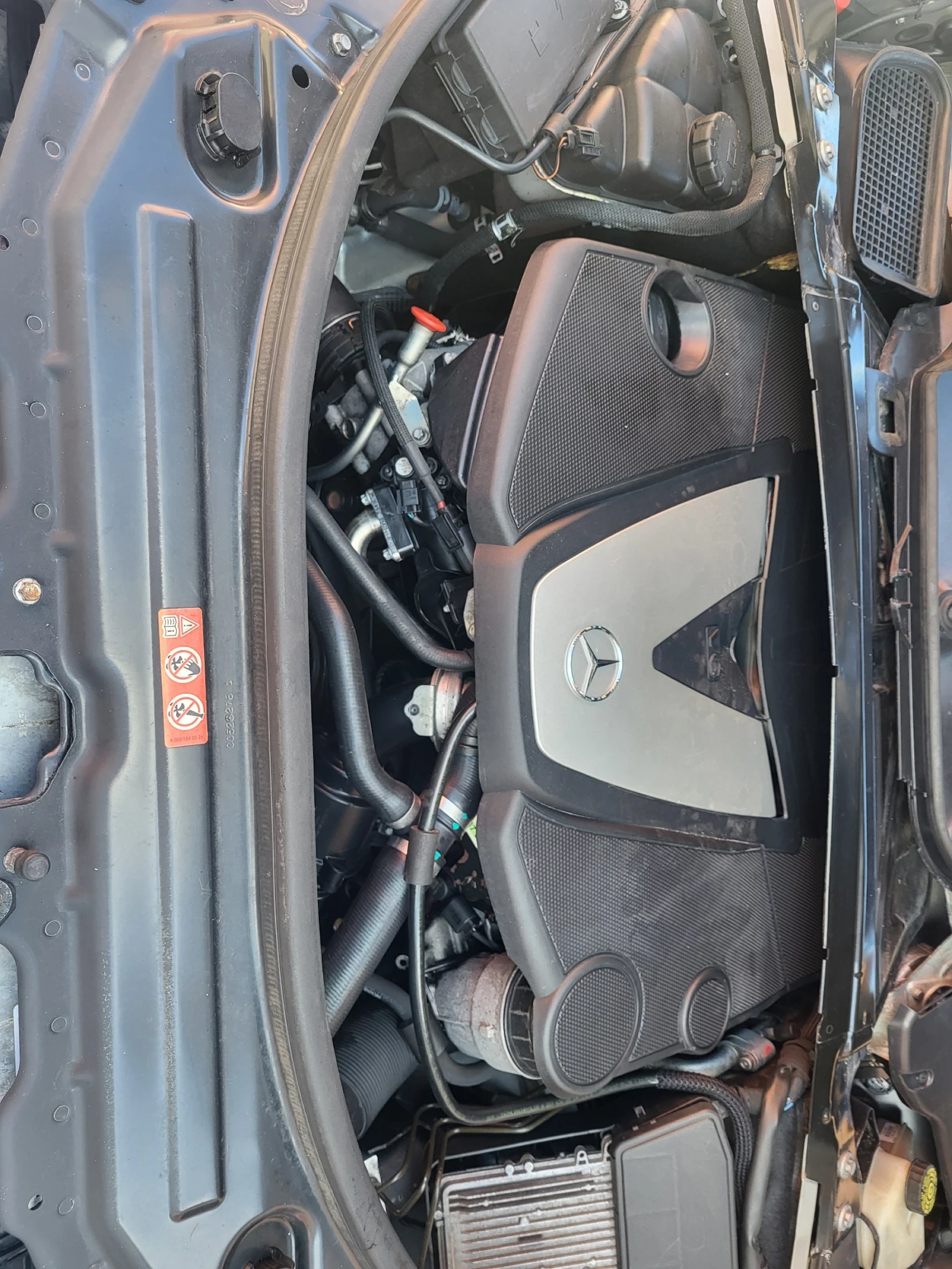 Mercedes-Benz R 320 320, снимка 17 - Автомобили и джипове - 56358340