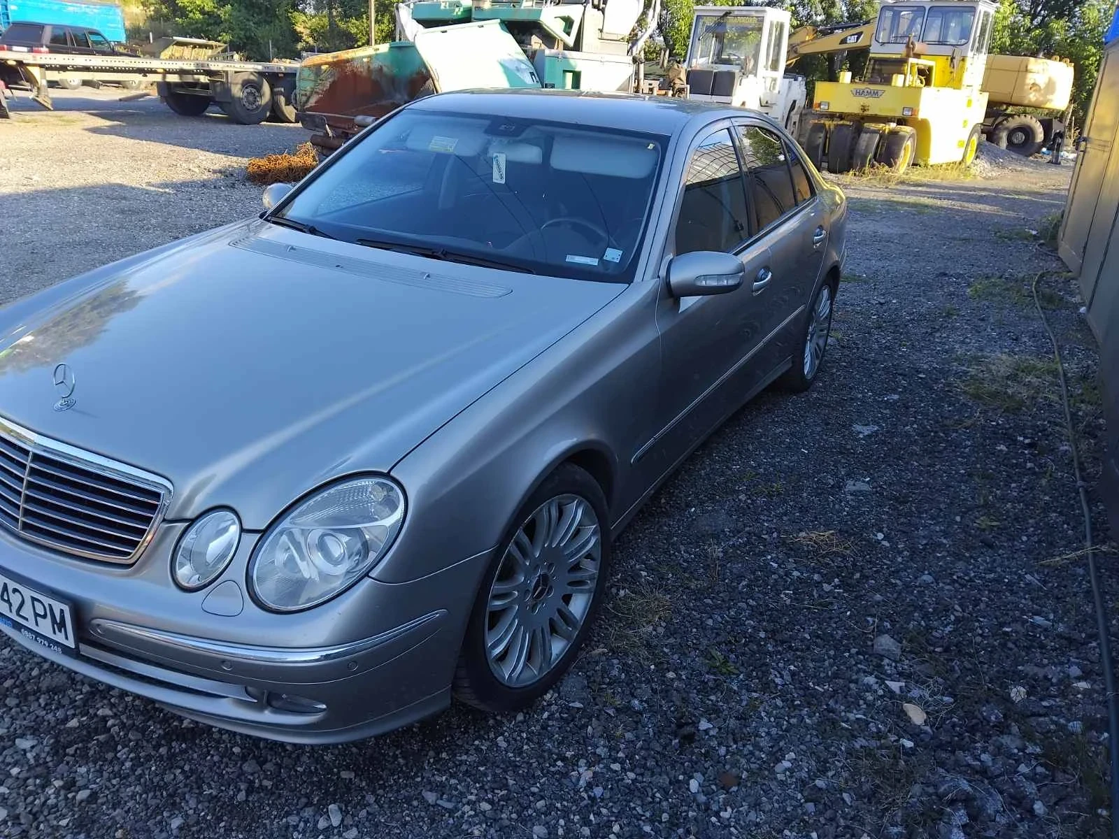 Mercedes-Benz E 320, снимка 2 - Автомобили и джипове - 56429141