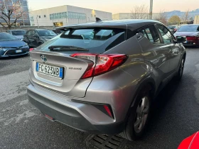 Toyota C-HR 1.8i Hybrid * 116хил.км* DISTRONIC* ПЕРФЕКТЕН* , снимка 4