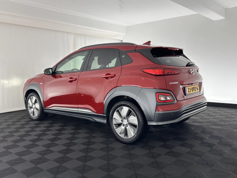 Hyundai Kona 64KWh PREMIUM/FULL ASSIST/HEADUP/DISS/KRELL, снимка 3 - Автомобили и джипове - 48224648