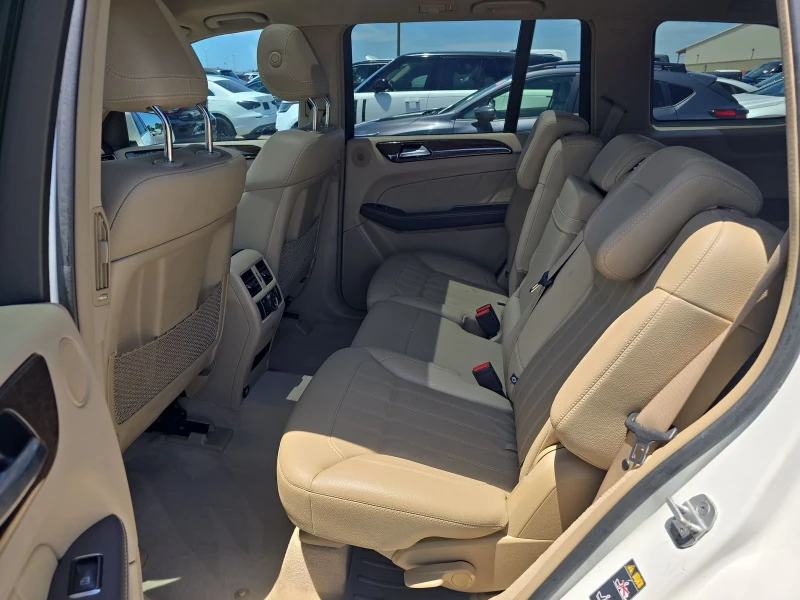 Mercedes-Benz GL 350 Дизел* 360* AUTOPARK* keyless* Blindspot* Multibea, снимка 8 - Автомобили и джипове - 52317824