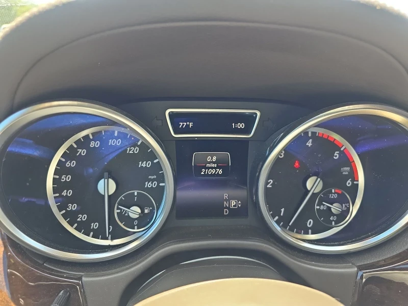 Mercedes-Benz GL 350 Дизел* 360* AUTOPARK* keyless* Blindspot* Multibea, снимка 7 - Автомобили и джипове - 52317824