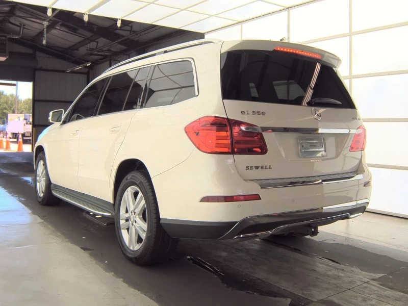 Mercedes-Benz GL 350 Дизел* 360* AUTOPARK* keyless* Blindspot* Multibea, снимка 13 - Автомобили и джипове - 52317824