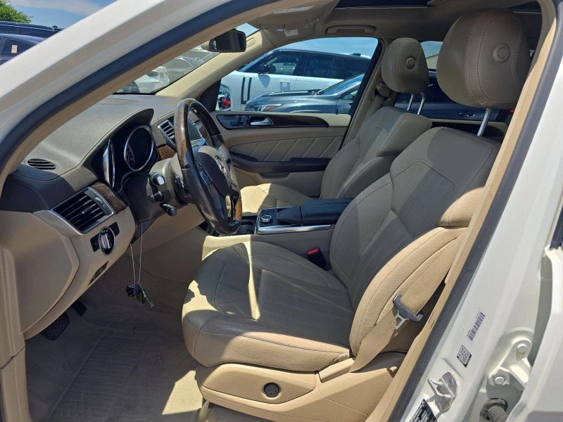 Mercedes-Benz GL 350 Дизел* 360* AUTOPARK* keyless* Blindspot* Multibea, снимка 4 - Автомобили и джипове - 52317824