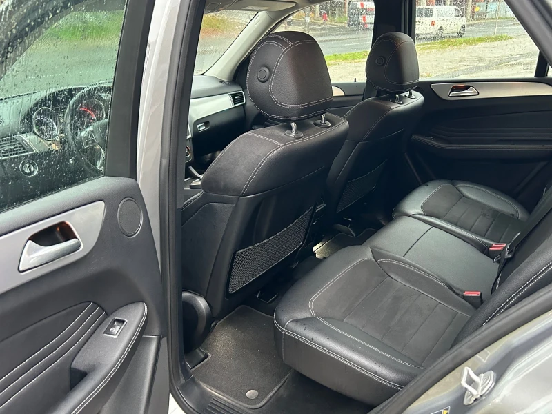 Mercedes-Benz ML 350 4 MATIC, снимка 13 - Автомобили и джипове - 52362402