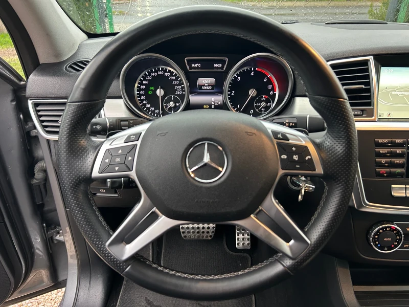 Mercedes-Benz ML 350 4 MATIC, снимка 8 - Автомобили и джипове - 52362402