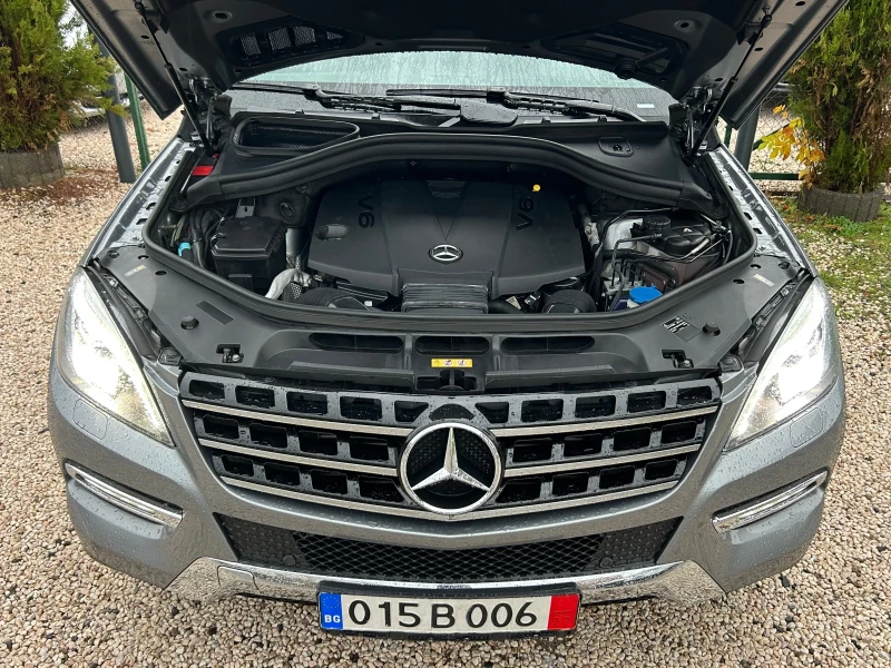 Mercedes-Benz ML 350 4 MATIC, снимка 15 - Автомобили и джипове - 52362402