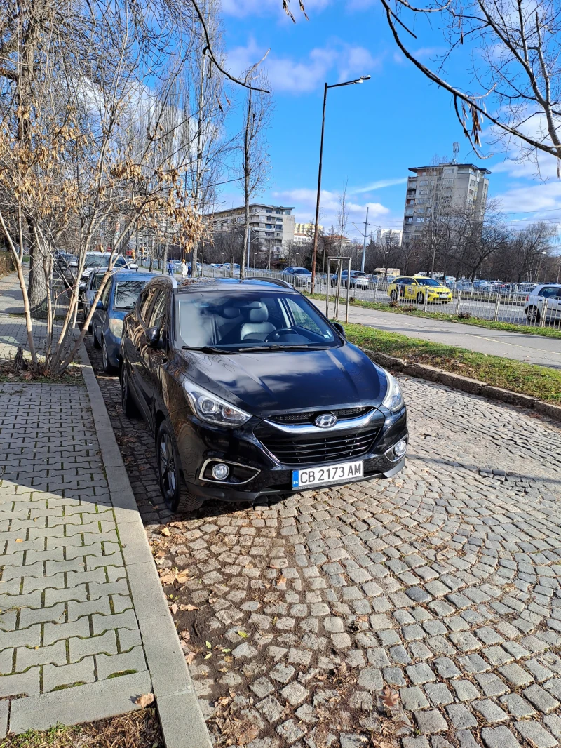 Hyundai IX35, снимка 6 - Автомобили и джипове - 52845738