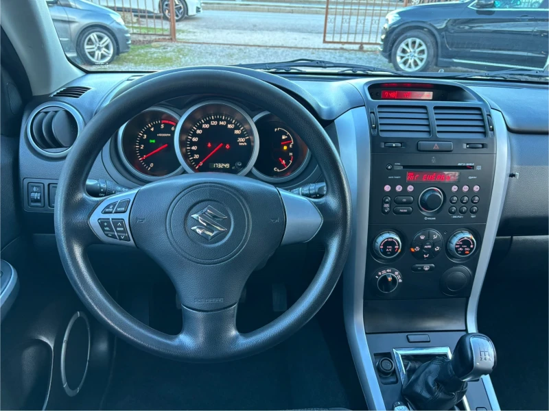 Suzuki Grand vitara 1.9DDIS-4x4, снимка 11 - Автомобили и джипове - 52957272