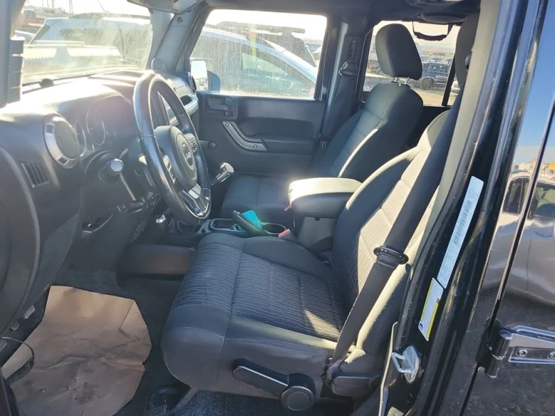 Jeep Wrangler Unlimited Sport* , снимка 5 - Автомобили и джипове - 53097239