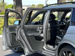 BMW X7 M60i, снимка 15 - Автомобили и джипове - 54031823