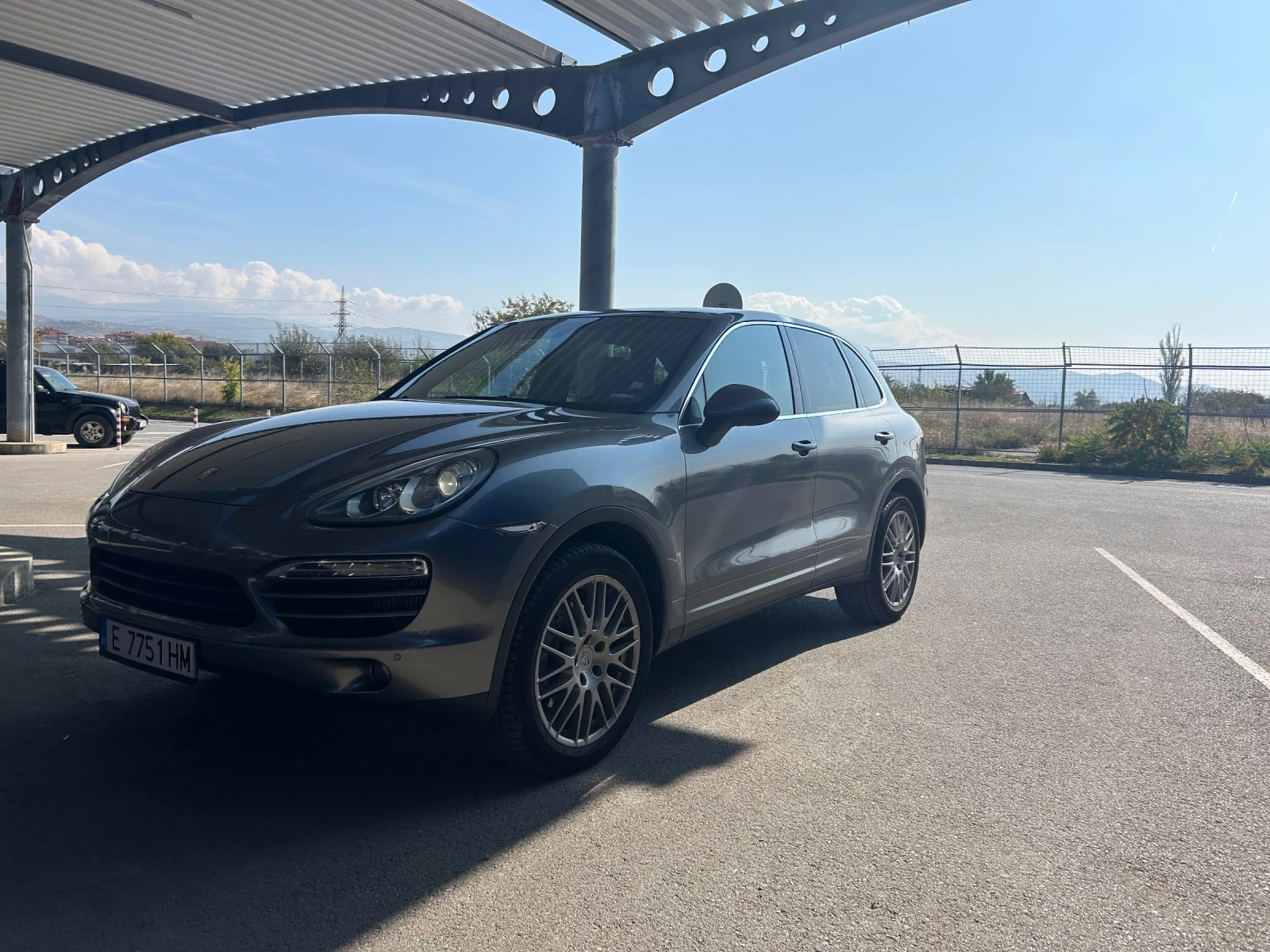 Porsche Cayenne  - изображение 2