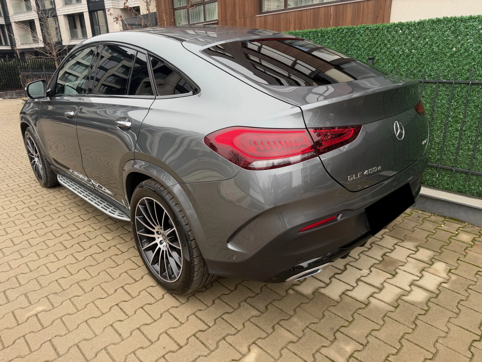 Mercedes-Benz GLE 400 AMG 400d 4MATIC Coupe / ФАБРИЧНА ГАРАНЦИЯ / ЛИЗИНГ - изображение 6