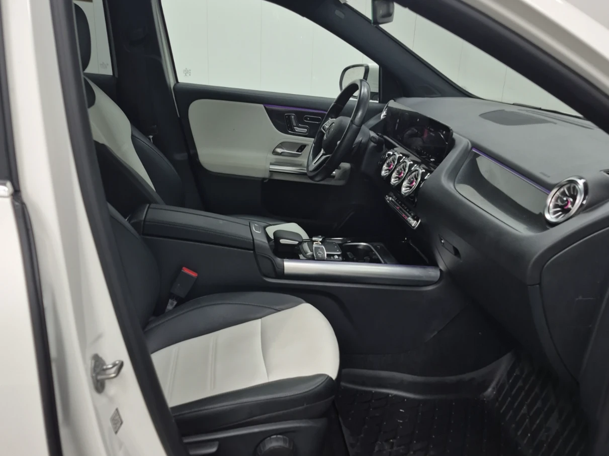 Mercedes-Benz GLA 250 2022 Mercedes-Benz GLA 250, снимка 10 - Автомобили и джипове - 53825697