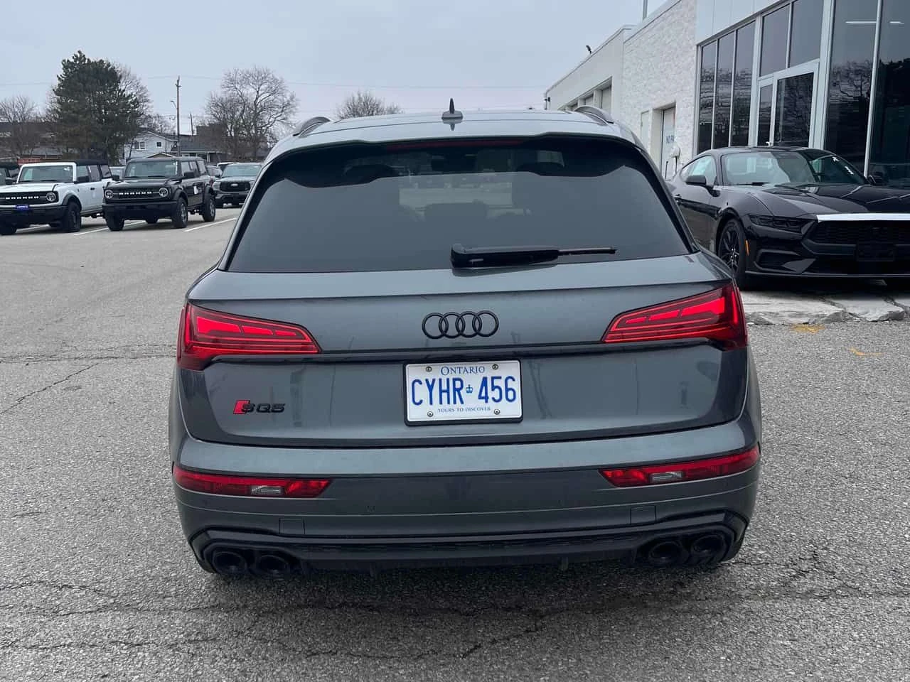 Audi SQ5 | Technik | DISTRONIC | 360 | PANO | , снимка 4 - Автомобили и джипове - 54069315