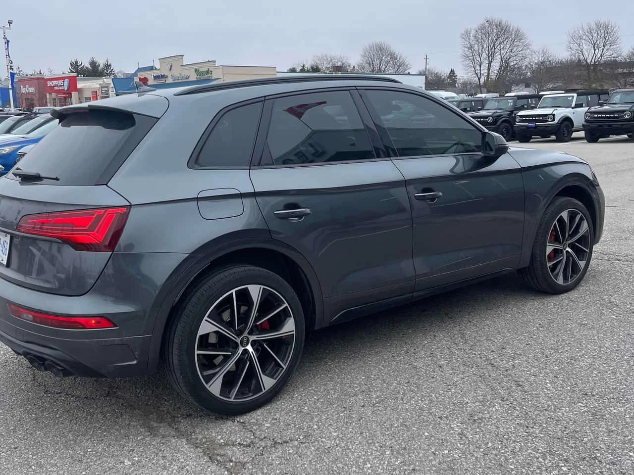 Audi SQ5 | Technik | DISTRONIC | 360 | PANO | , снимка 3 - Автомобили и джипове - 54069315