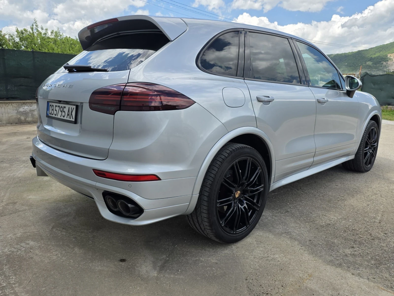Porsche Cayenne S 4.2 V8 TDI/FULL LED/PANO/BOSE, снимка 5 - Автомобили и джипове - 54710721