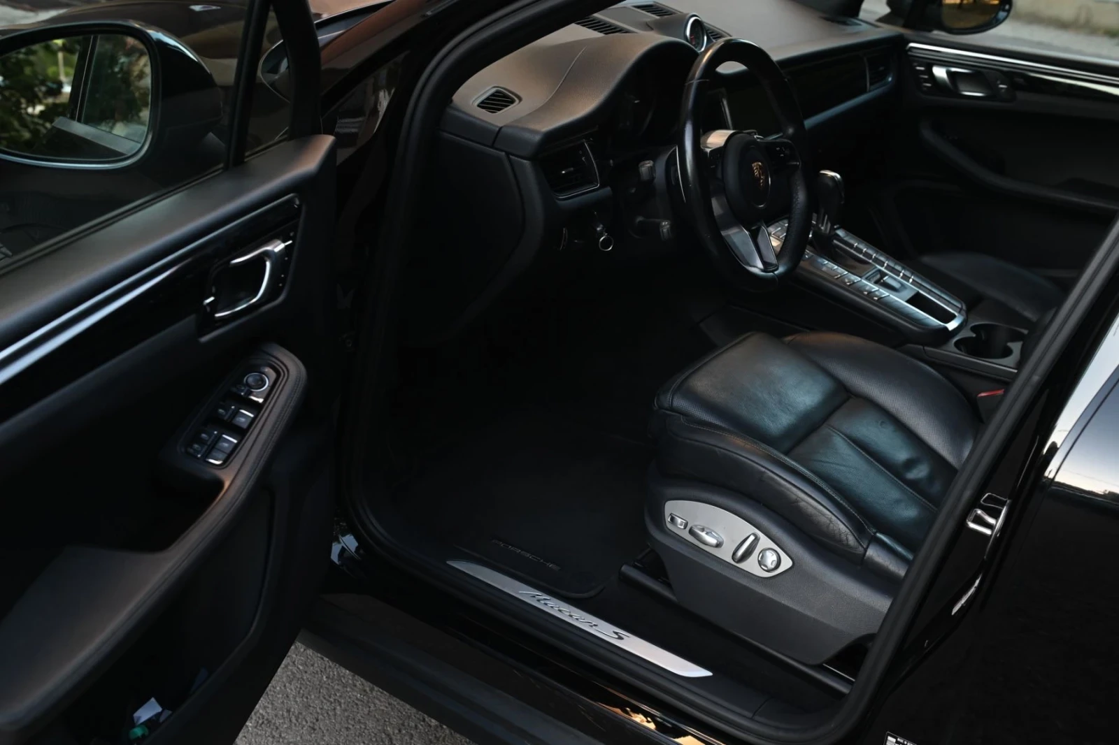 Porsche Macan, снимка 9 - Автомобили и джипове - 54960238