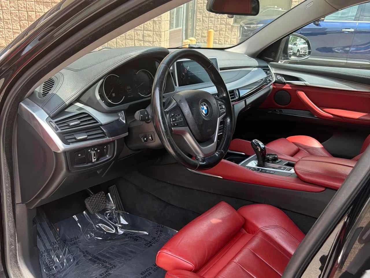 BMW X6 xDrive35i/CARFAX/360/ЧЕРВЕН САЛОН/КЛИП/, снимка 5 - Автомобили и джипове - 55417663