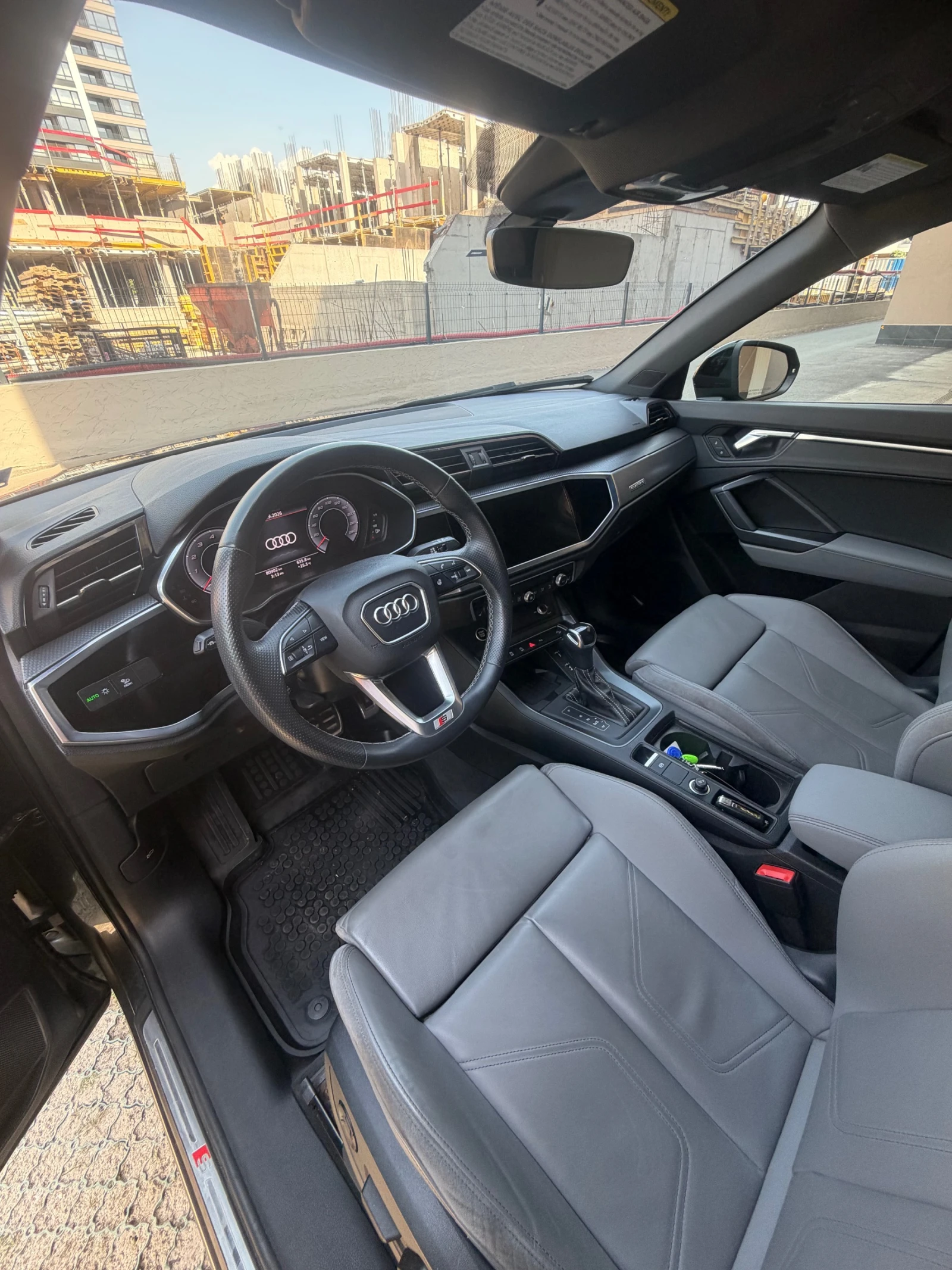 Audi Q3 45 ТFSI S-Line Progressiv Black Optic, снимка 10 - Автомобили и джипове - 55931874