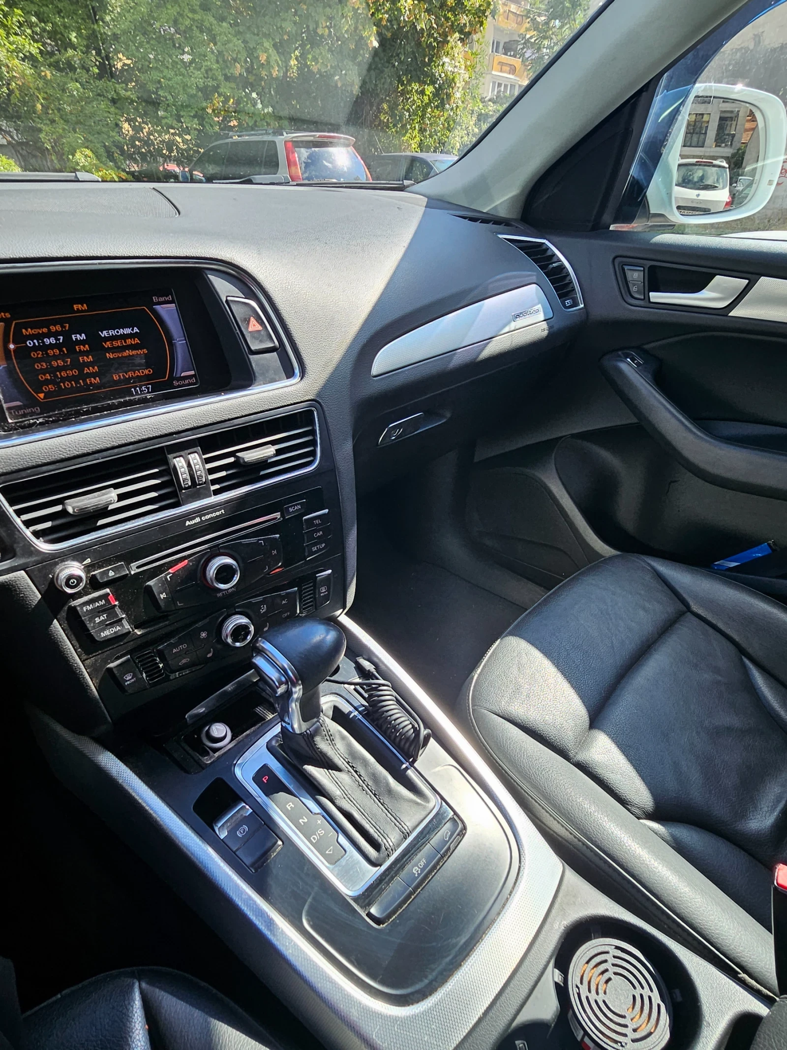 Audi Q5, снимка 6 - Автомобили и джипове - 56243003