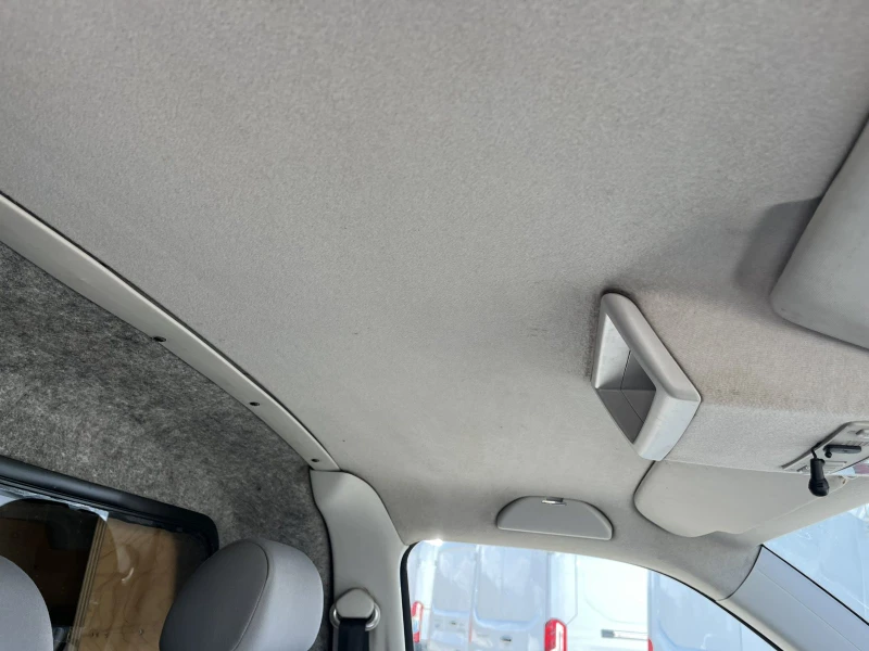 VW Transporter 1.9TDI102ксКЛИМА, LONG, снимка 12 - Бусове и автобуси - 52008497