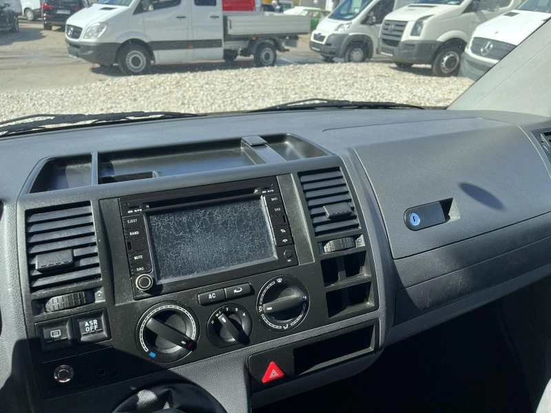 VW Transporter 1.9TDI102ксКЛИМА, LONG, снимка 11 - Бусове и автобуси - 52008497