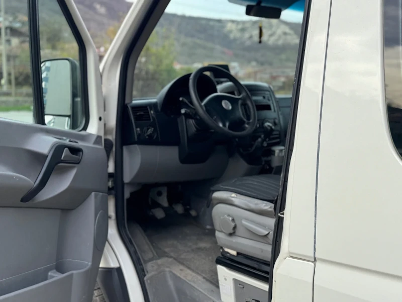 VW Crafter, снимка 7 - Бусове и автобуси - 52564507