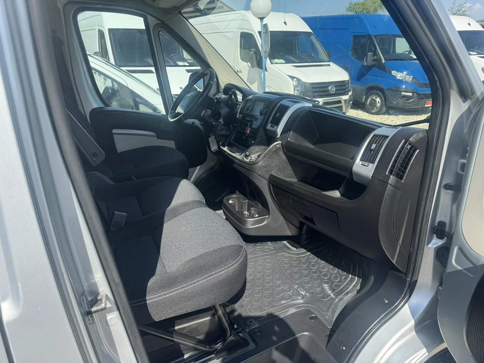 Fiat Ducato 2.3miltijet L2H1 KLIMATRONIK, снимка 16 - Бусове и автобуси - 55099085