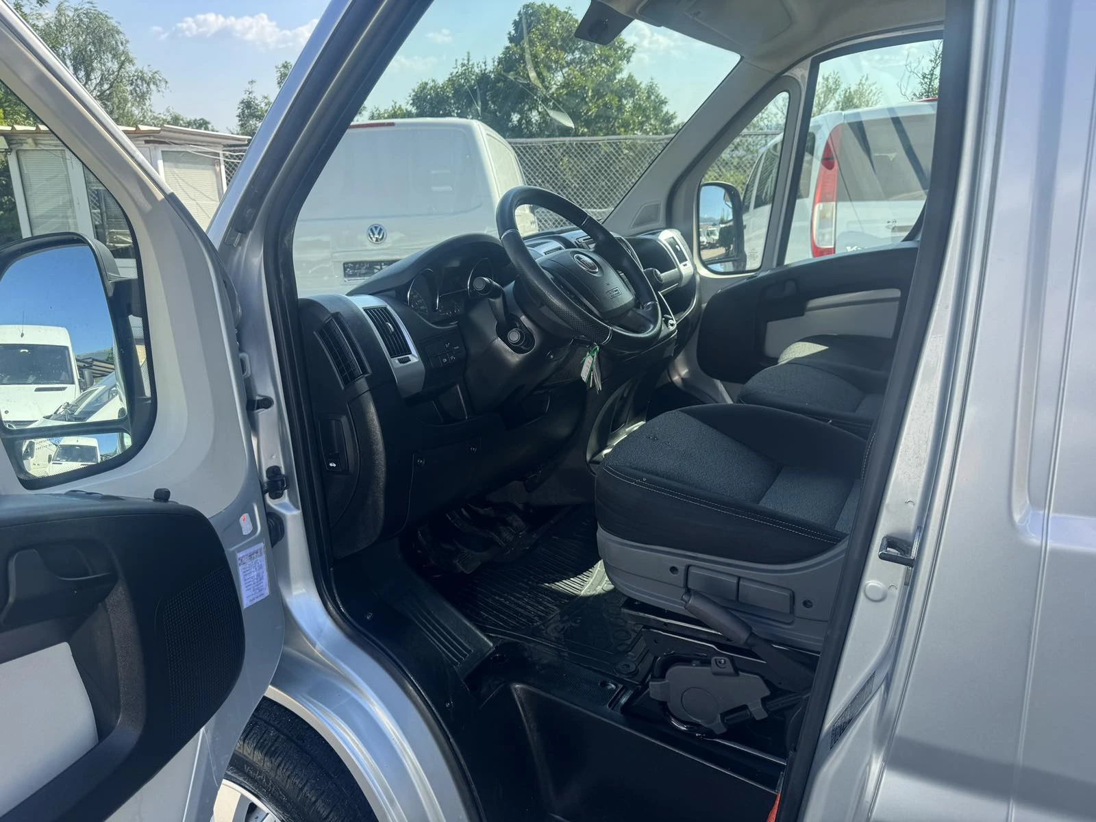 Fiat Ducato 2.3miltijet L2H1 KLIMATRONIK, снимка 14 - Бусове и автобуси - 55099085