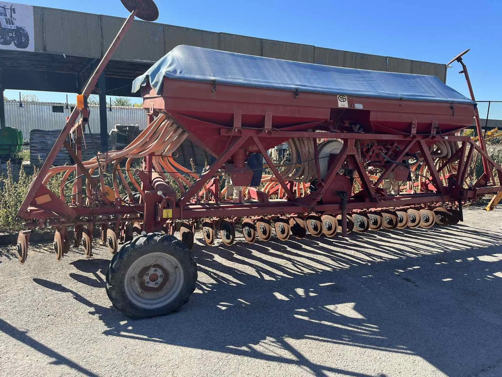 Сеялка Друга марка, снимка 1