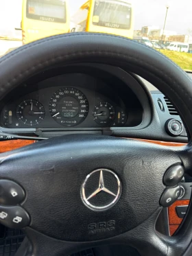 Mercedes-Benz E 280, снимка 8